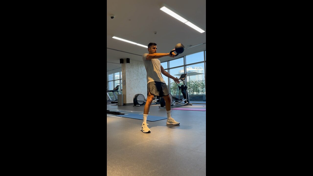 1H KB Swing 20kg