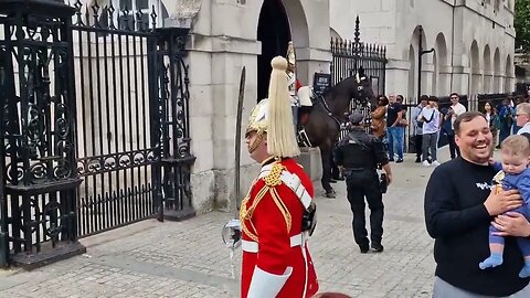 Time to move out of the kings guard way #horseguardsparade