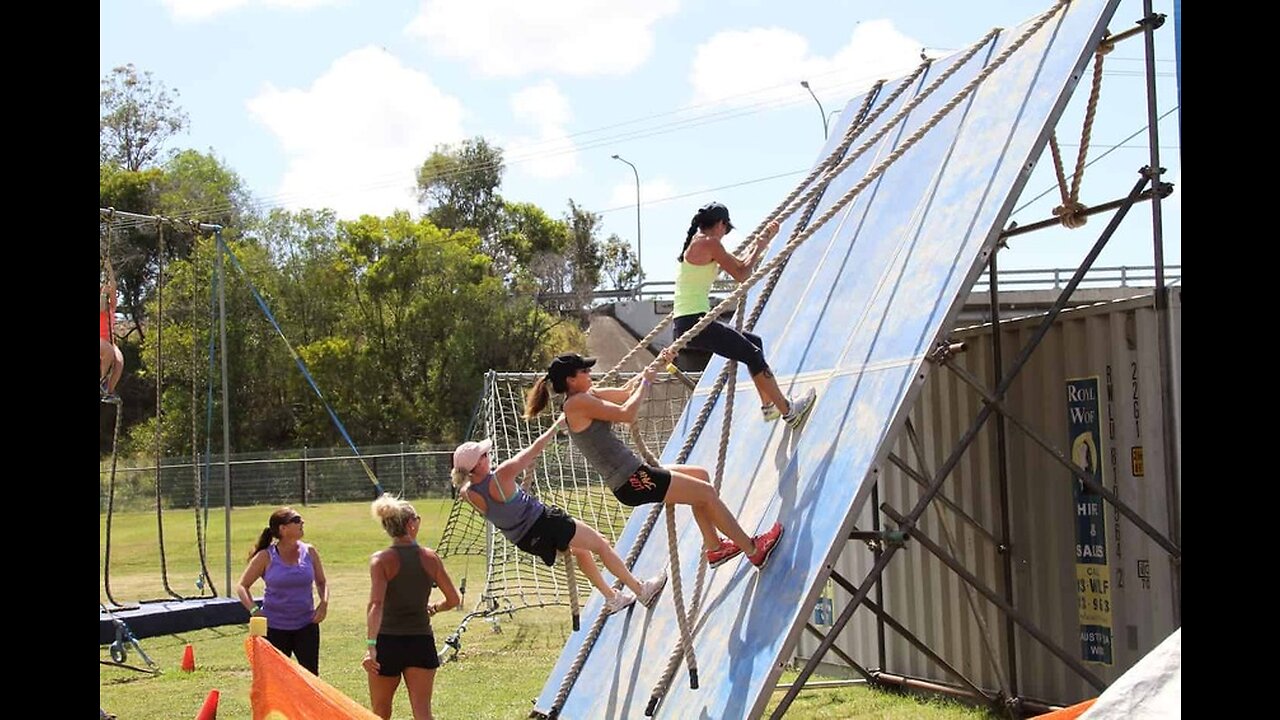 obstacle course the toughest release in america,TOTAL WIPEOUT CHALLENGE vs MY SISTER & BRO #3