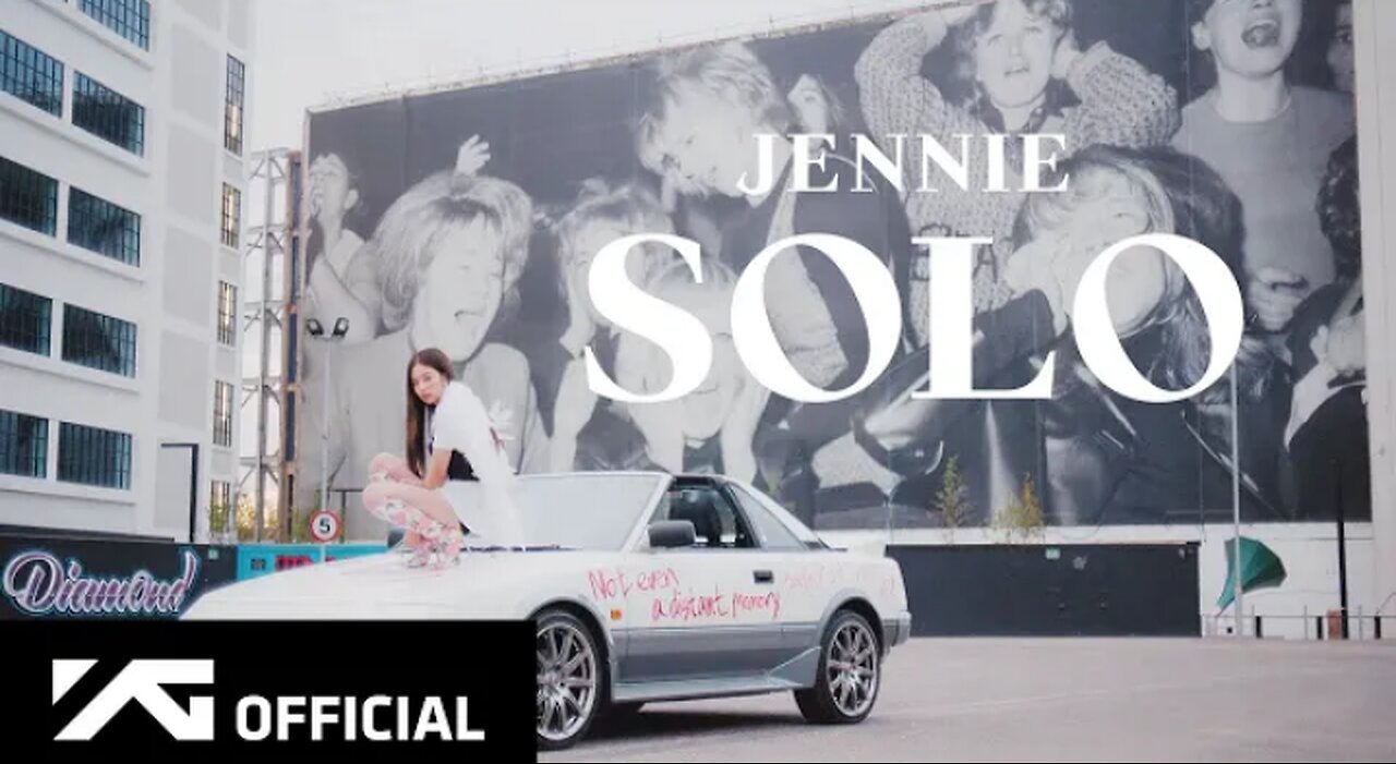 JENNIE - 'SOLO' M/V