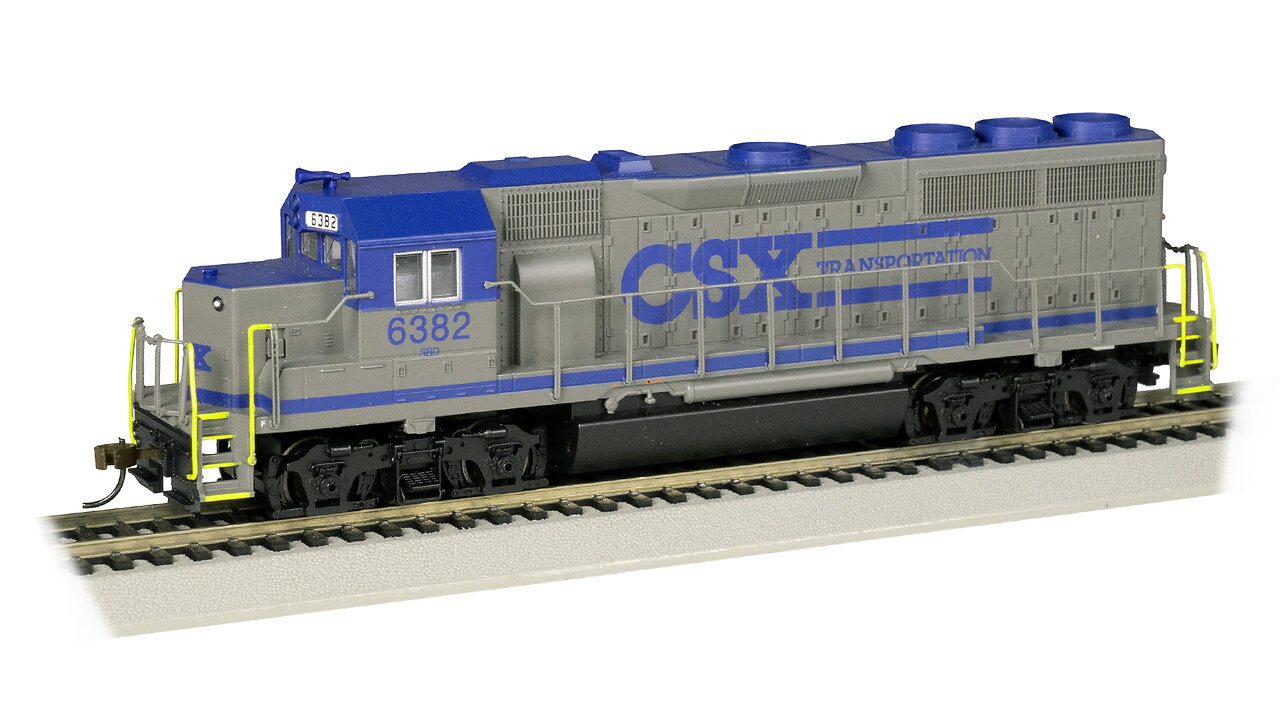 Bachmann CSX EMD GP40 running on the HO layout