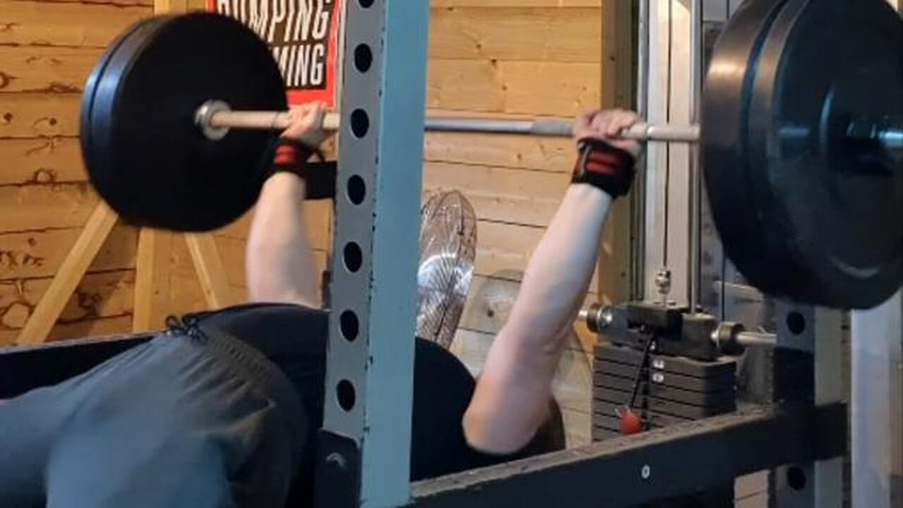 5x3 80 Kgs Paused Speed Bench Press. Final Set.