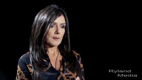 YOU WILL RENT EVERYTHING AND BE HAPPY: Melissa Cuimmei and Sara Haboubi