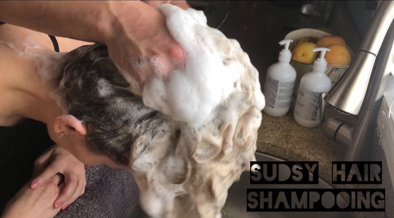 ASMR Forward Hair Shampooing!