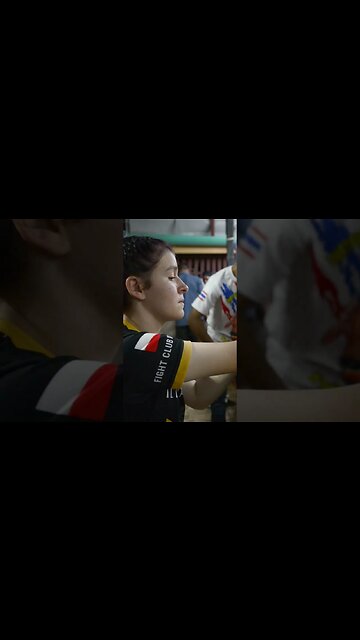 Olivia (Poland) prepares herself