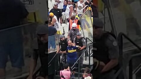 ⛓️⚽[TORCEDOR É PRESO]⚽⛓️ RACISMO DA TORCIDA DO BOCA JR. NA LIBERTADORES