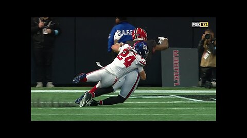 Penix's pass pops out of Pitts' mitts for slick takeaway by Giants