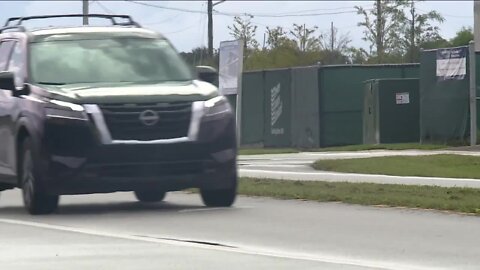 Lehigh Acres Middle School student displays BB gun in cafeteria