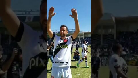 Nenê comemorando a vitória - Vasco 3x1 Tombense