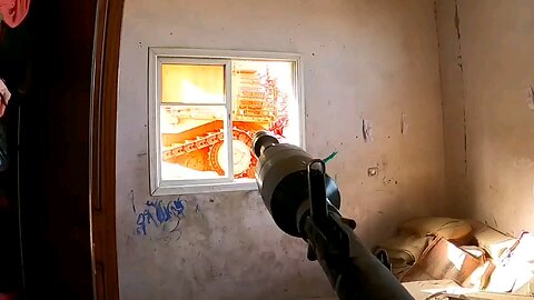 استهداف مجاهدي القسام لآليات العدو في محور التقدم بحي البرازيل وبوابة صلاح الدين جنوب مدينة رفح