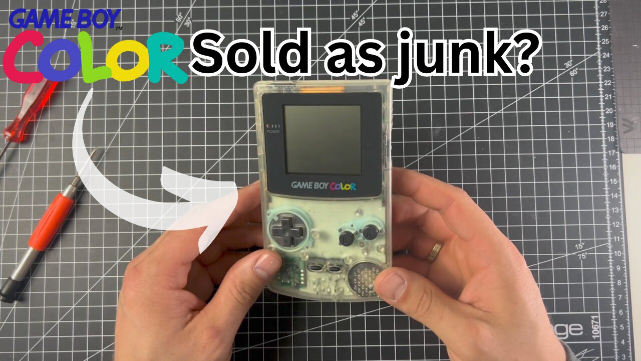 GameBoy Color sold as JUNK, let's see what we got