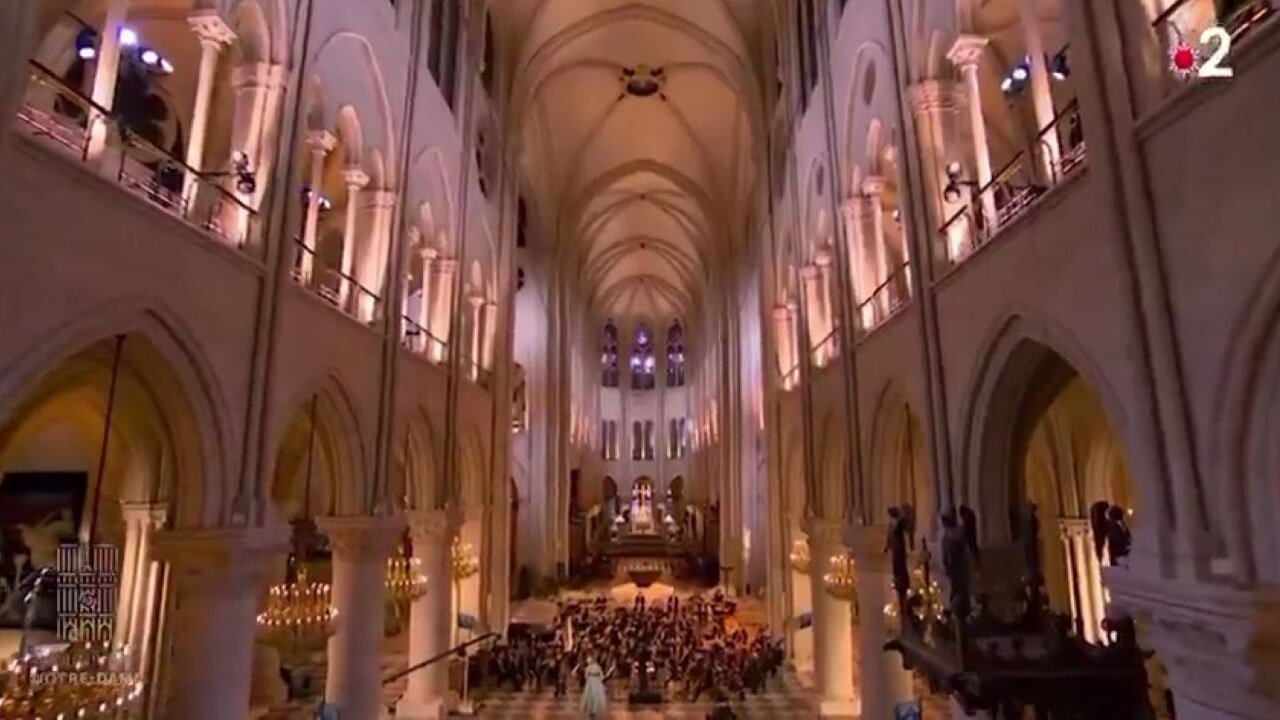 How Sweet The Sound! Beautiful Rendition Of 'Amazing Grace' Performed At Notre Dame Cathedral