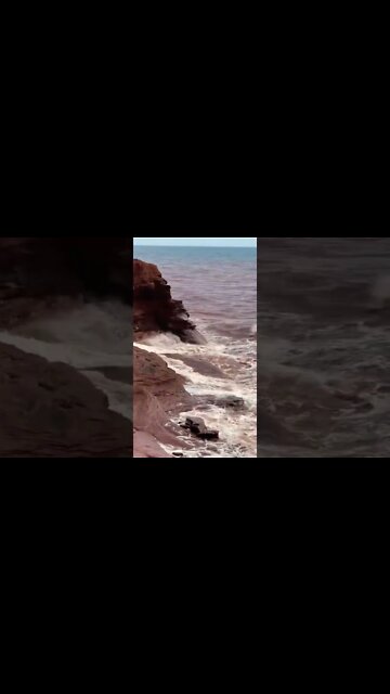 Sound of waves over Gingseng Strip 2002