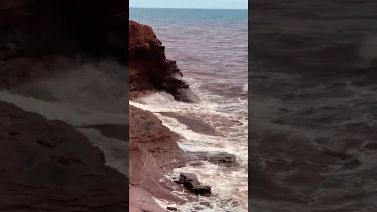 Sound of waves over Gingseng Strip 2002