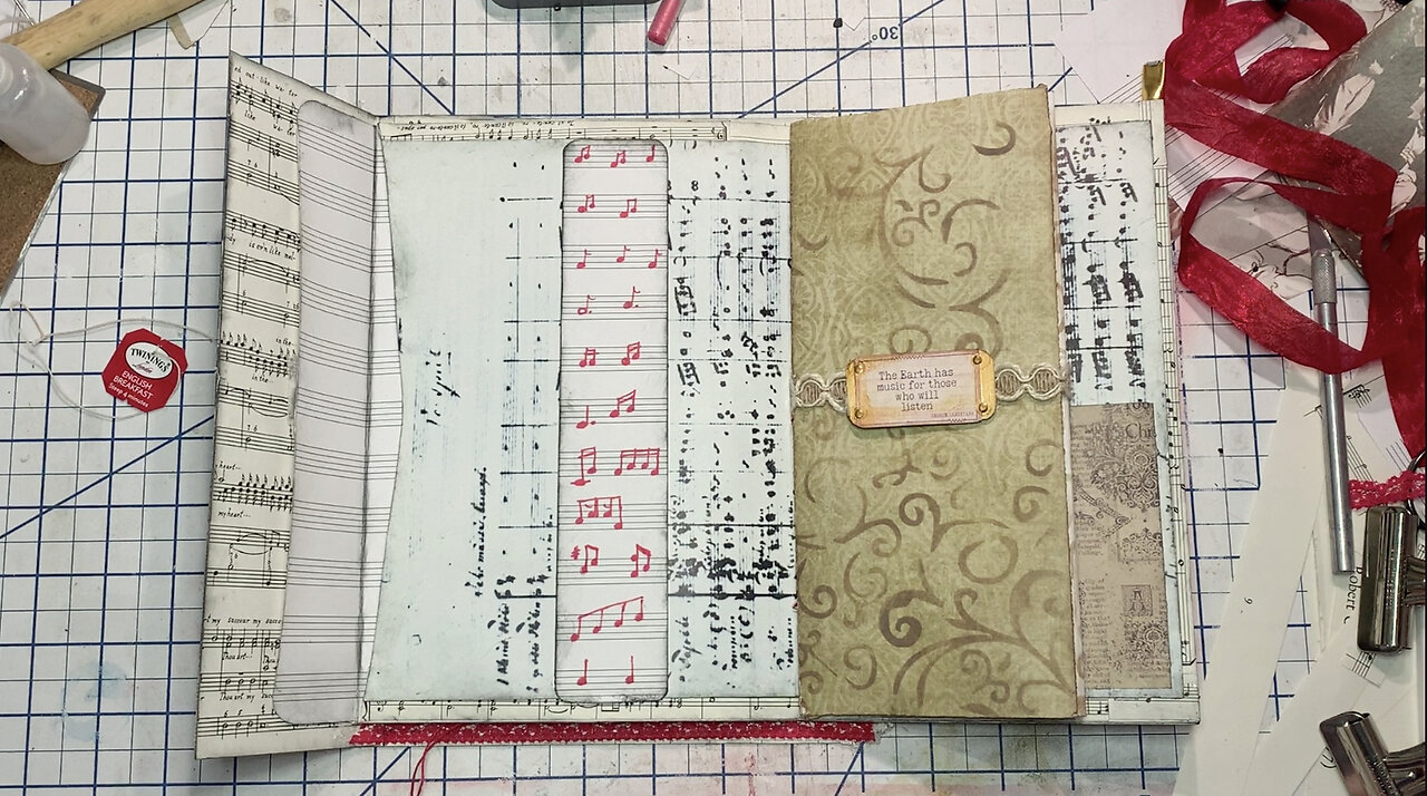 Episode 281 - Junk Journal with Daffodils Galleria - Music Folio Pt. 10