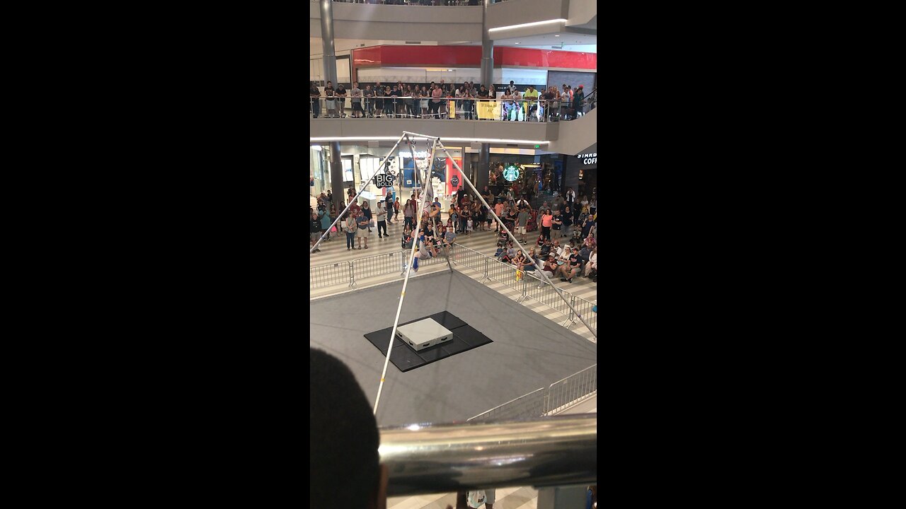 Gymnastic in Mall of America.