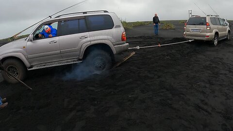 I try to fish in Iceland for the 1st time (we break 2 trucks)