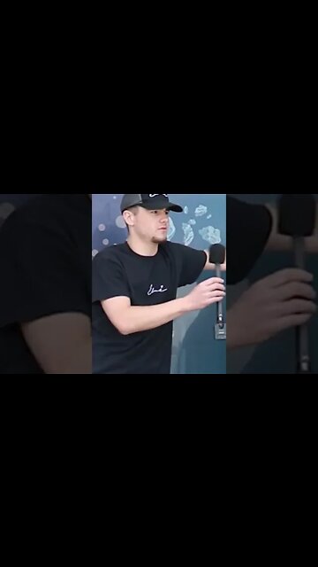 This Man Is Pushing 500 Pounds