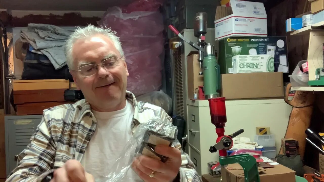 Christmas morning in November! Subscriber mail and new toys from the store!