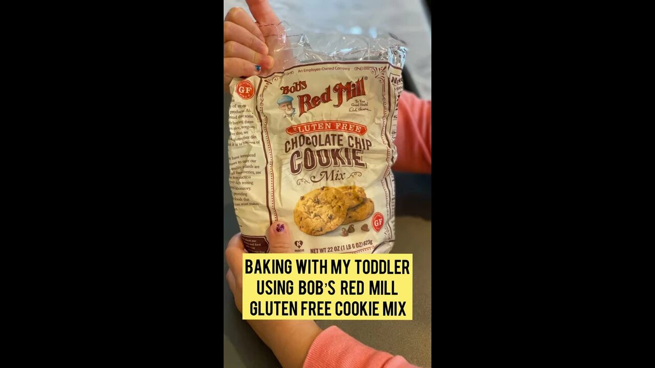 🍪 Bob’s Red Mill Gluten Free Chocolate Chip Cookie Mix | Toddler in My Kitchen Episode 1 #shorts