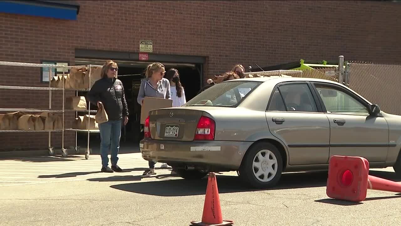 Jewish Family Services distributes Passover care packages to more than 160 food insecure families