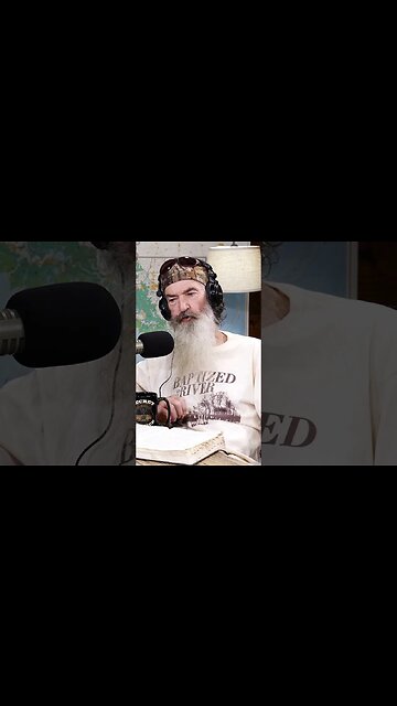 Phil Robertson: Beavers Are PROOF That God Exists