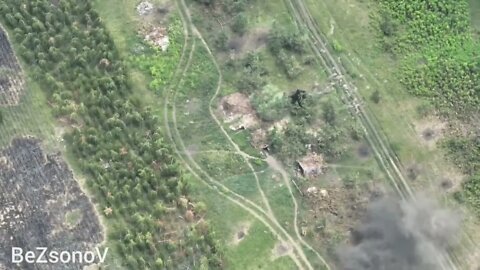 💢Russian artillery rains on Ukrainian groundhog infestation in the Avdiivka area. 🐻
