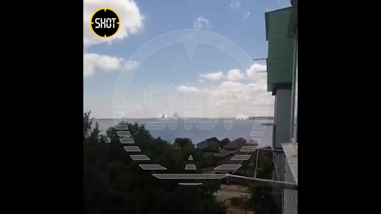 New Ukrainian attack on Crimea bridge moments ago