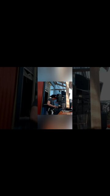 Little Suzie live at @cliffsidecidersquamish #livemusic #squamish #blues #samuraismokes #guitarist