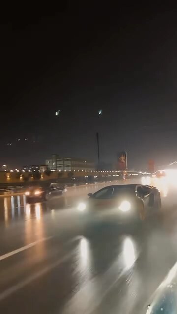 Seeing a sports car traveling on the roads creates a special kind of thrill.😍