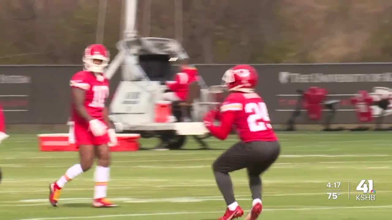 Chiefs' Dave Toub not giving up on Moore as punt returner despite acquisition of Toney