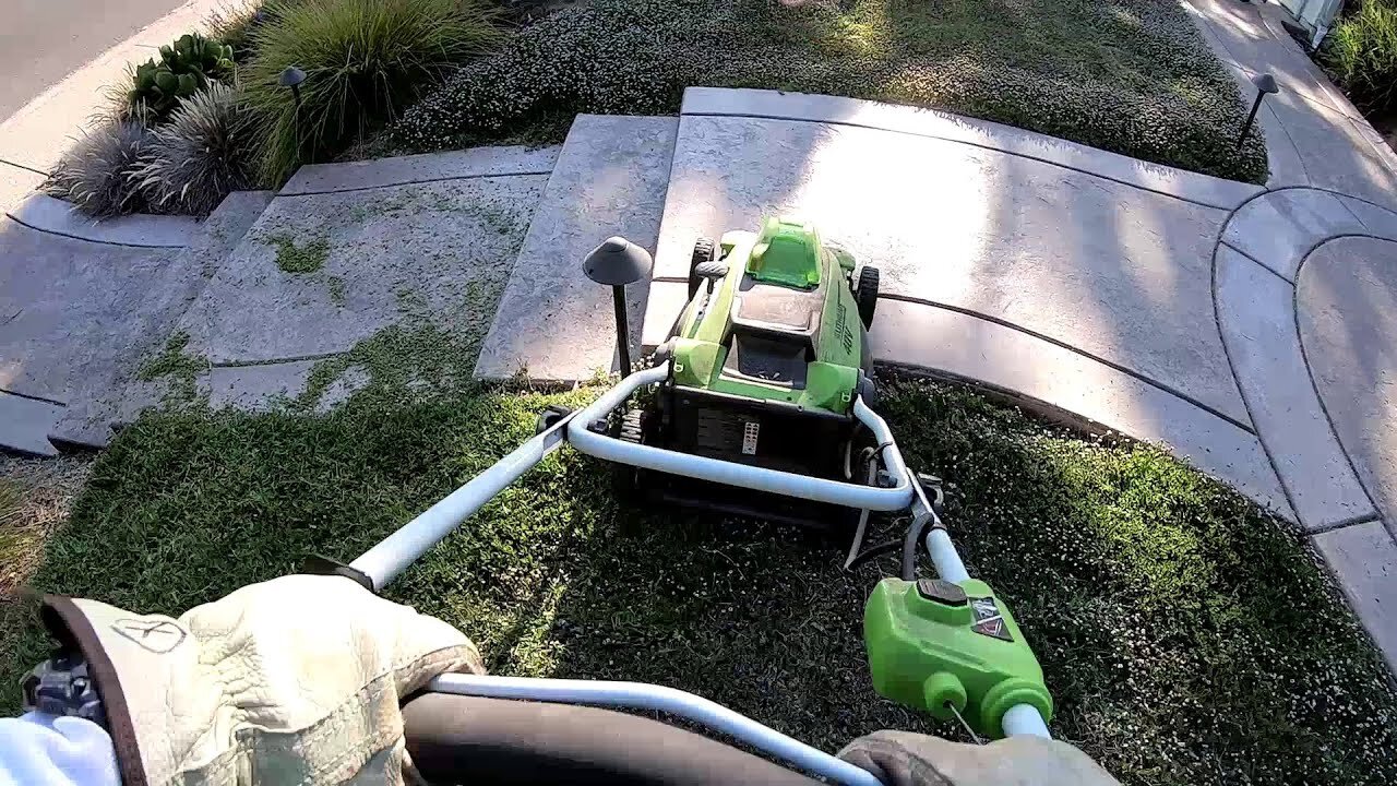 Greenworks 16-Inch 40V Cordless Mower - Testing it on Kurapia
