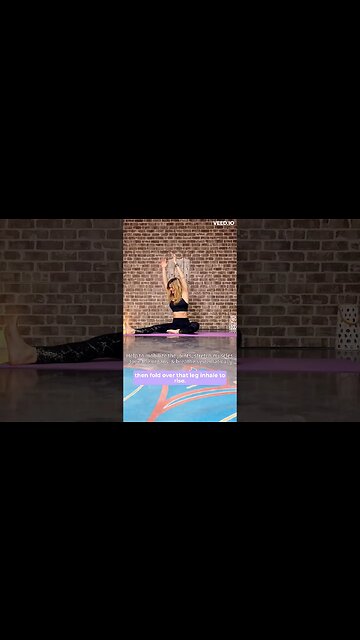 come stretch with me! #stretchyoga #yoga #yogaflow #yogawithstephanie