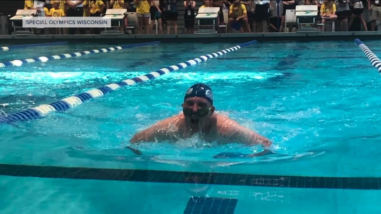 Despite losing his goggles, Portage man takes home gold in Special Olympics game