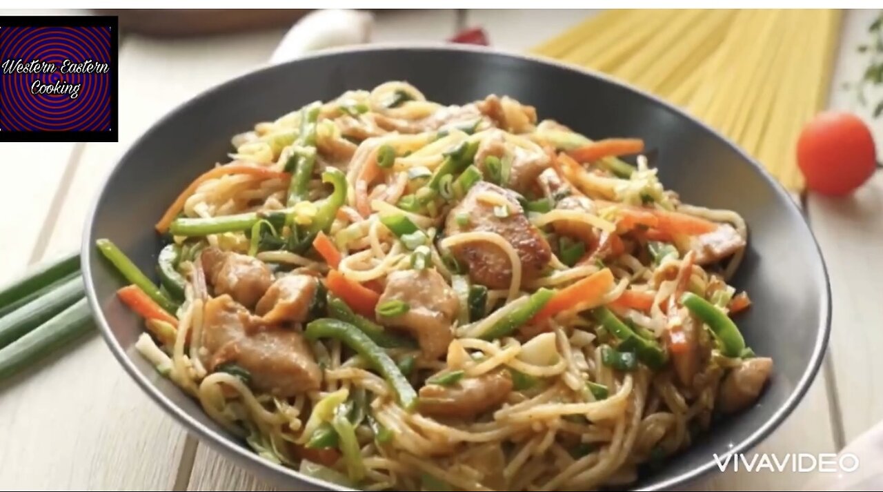 Easy Chicken Chow Mein