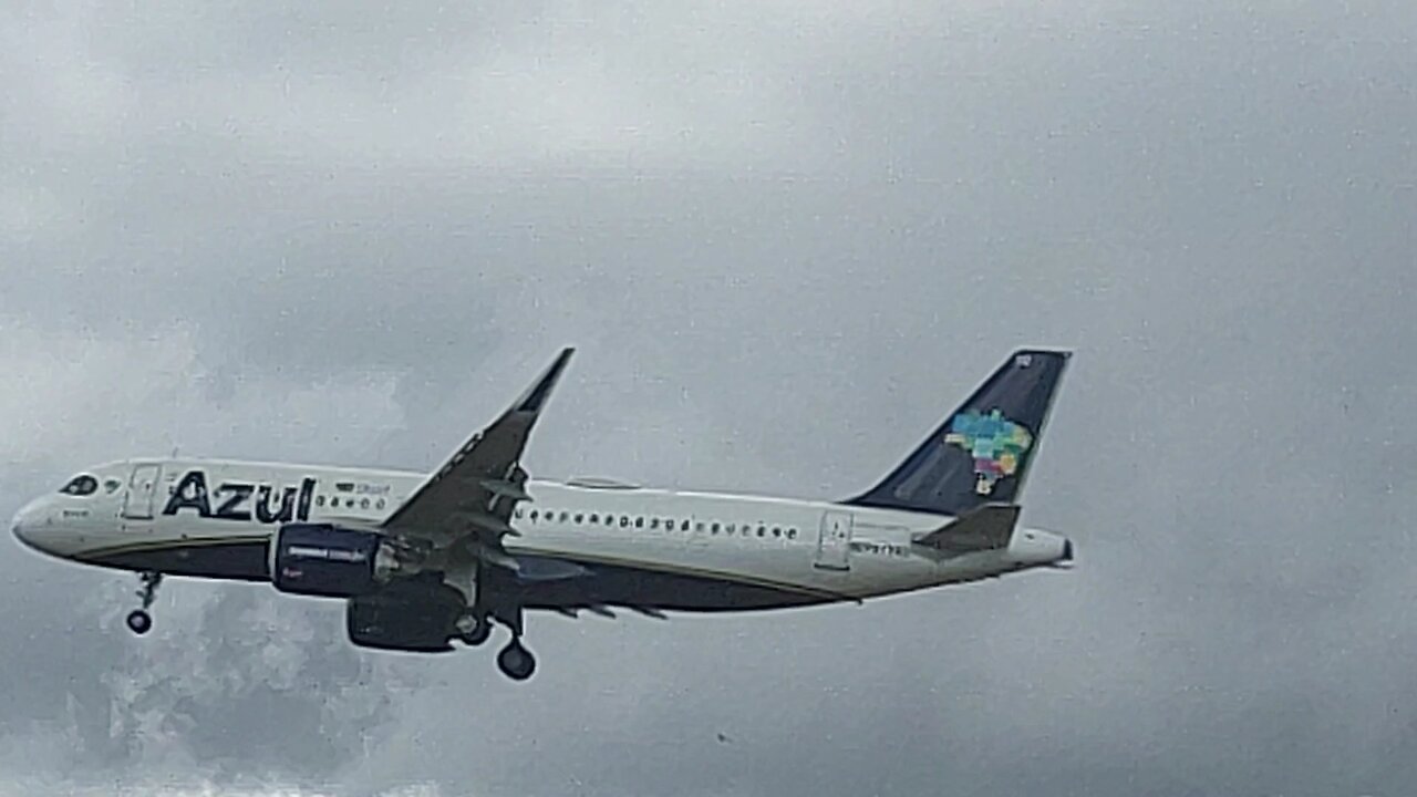 Airbus A320NEO PR-YRD vindo de Campinas para Manaus