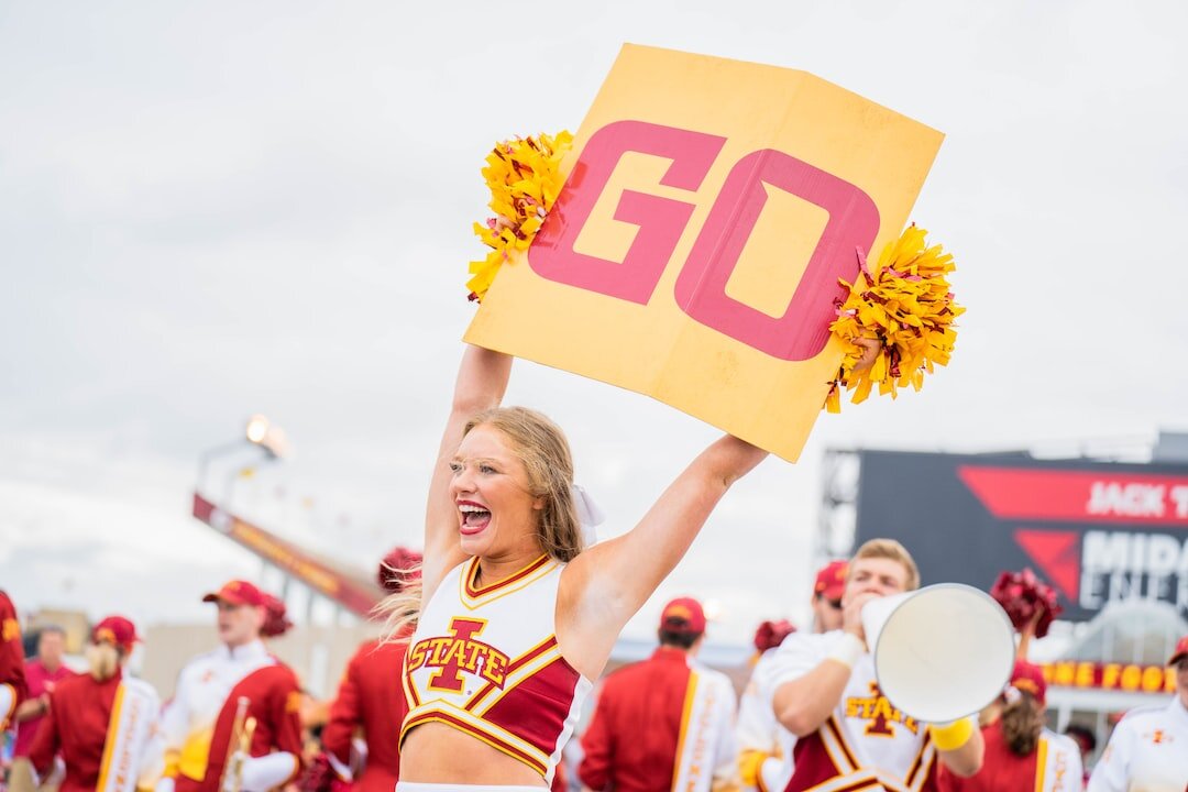 CHEERLEADER