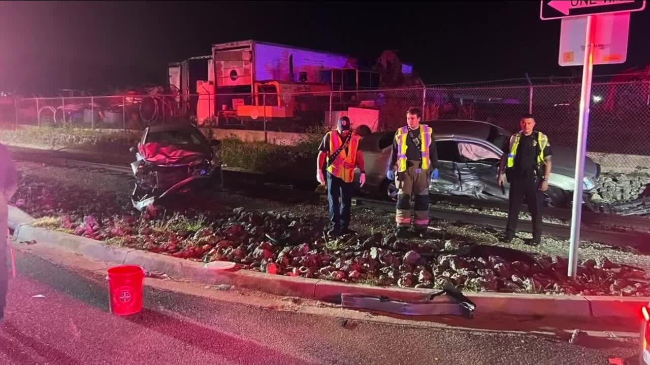 Crash slows traffic on Evans Avenue in Fort Myers