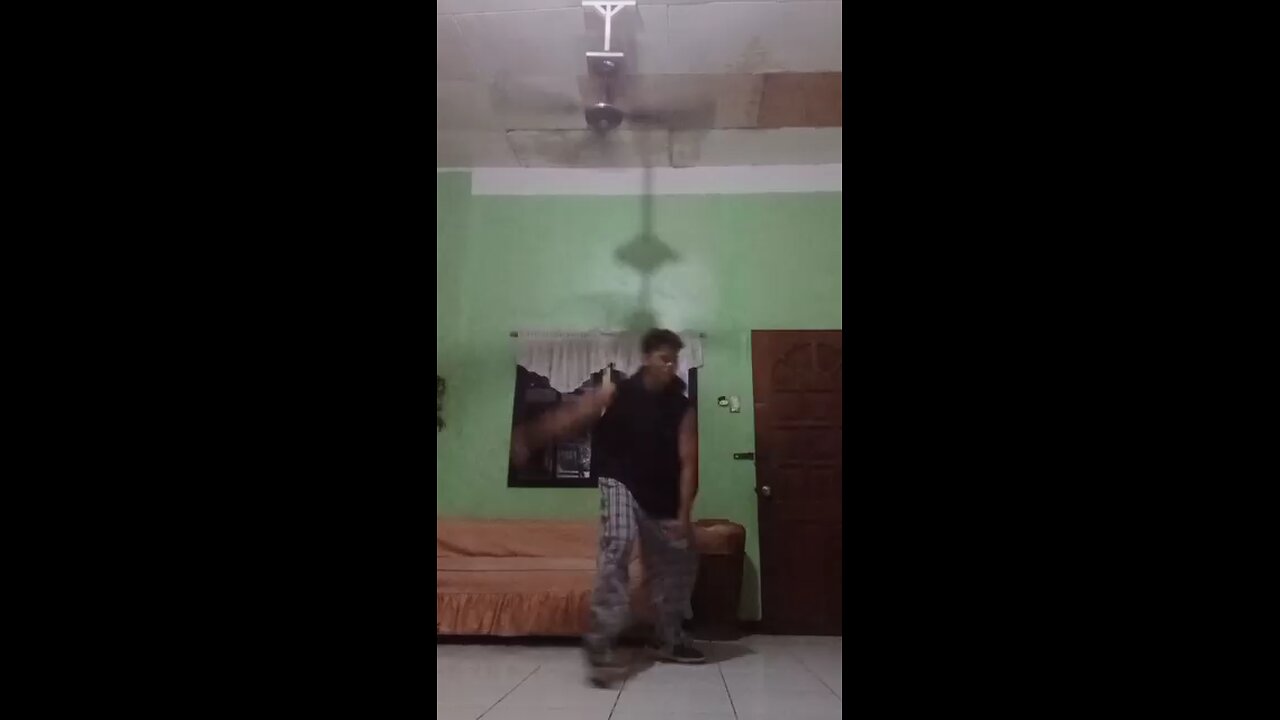 LEARNING DANCE TECHNIQUE