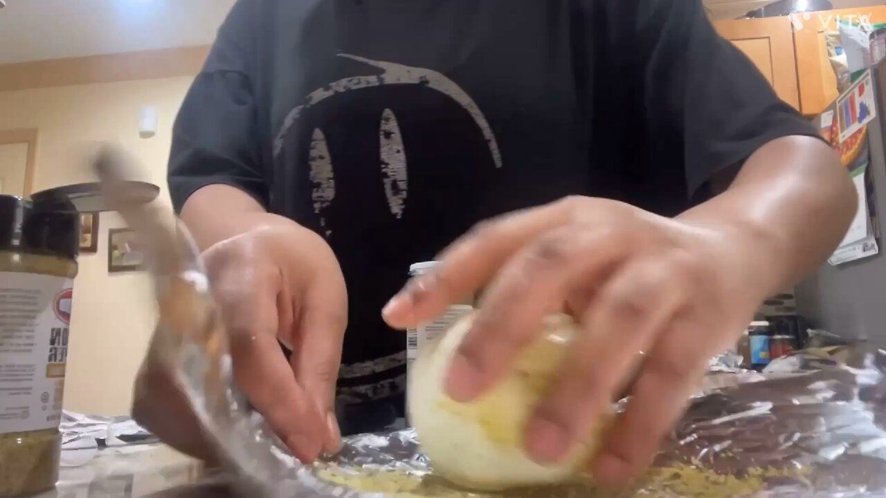 A random day in my life • viral onion • popeyes is nasty • enjoying being alone