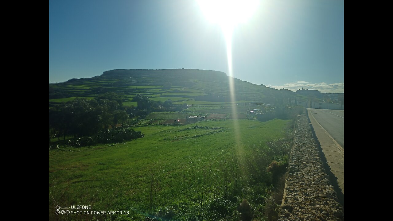 Spaziergang außerhalb von Zebbug Gozo Malta