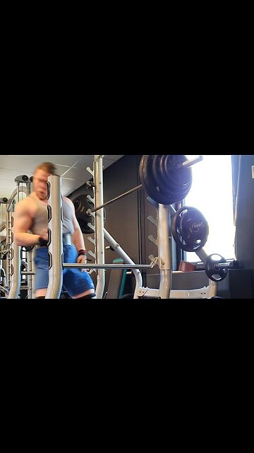 3x4 135 Kgs Paused Squat Back-Offs. Last Set.