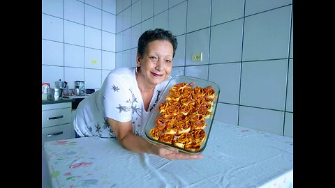 RONDELLI DE FRANGO COM QUEIJO E PRESUNTO