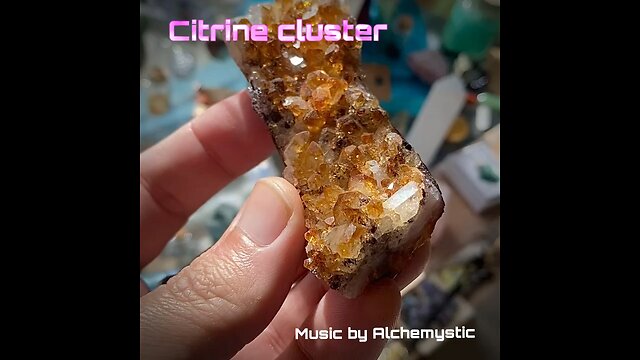 Citrine crystals cluster