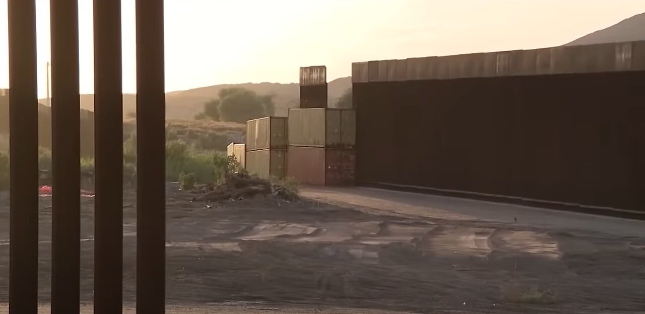 Liberty Conspiracy - AZ Gov Balks, Will Tear Down Shipping Container Border Wall 12-29-22