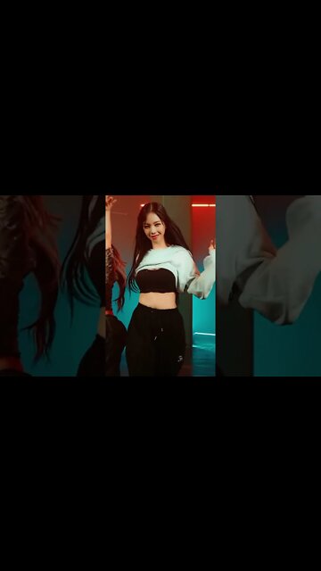 Aespa Karina bouncing