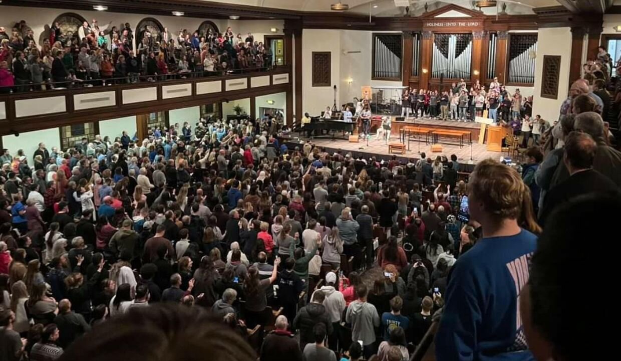 Highlights from Asbury University Revival Worship