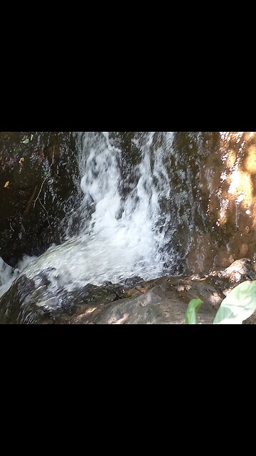 Lake Haleyville Falls