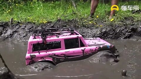 3: Look at the model car off-road, the vision is amazing, take a look.