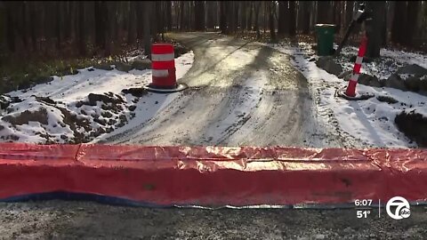 Farmington Hills woman says she had to cancel her Thanksgiving due to city barricade